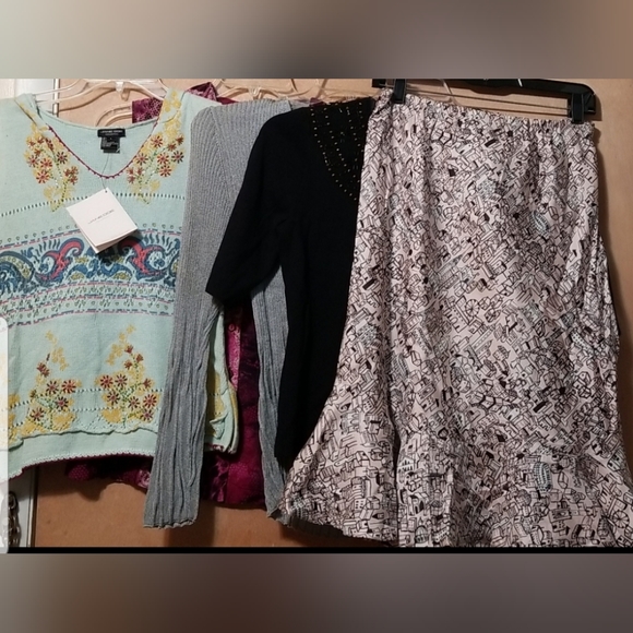 New Vintage Not so Mystery Box Reseller Wholesale Lot Designer Brands Tops Skirt - Picture 1 of 10